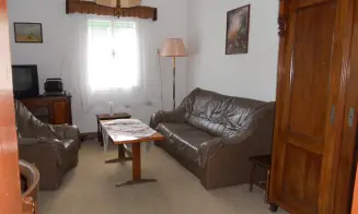 BRANTY  - chalupa - foto číslo 1