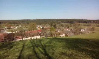 HLUBOKÁ U KRUCEMBURKU - roubenka - foto číslo 2