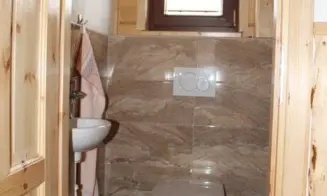 HLUBOKÁ U KRUCEMBURKU - roubenka - foto číslo 26